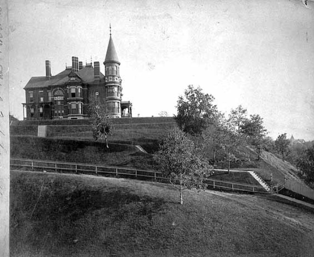 Theodore Hamm Mansion